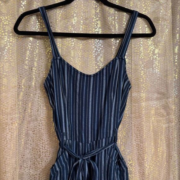 Hollister Navy Blue Striped Cropped Wide Leg Tie Soft Jumpsuit Small - Picture 4 of 9